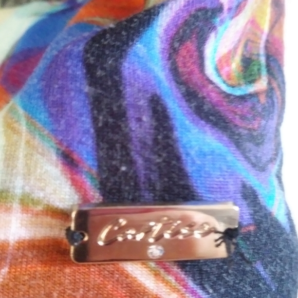 Cartise long sleeved shirt small - Picture 7 of 7